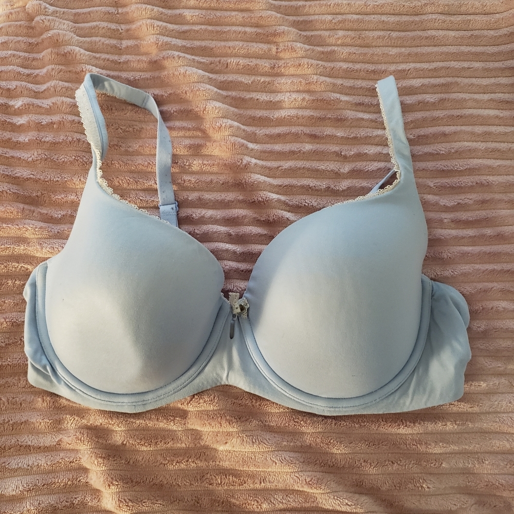 Victoria Secret Body By Victoria Bra 38 D